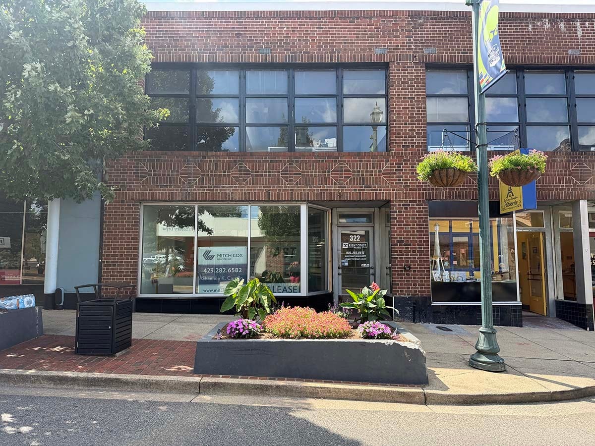 316 E Main St, Johnson City, TN à louer Photo intérieure– Image 1 sur 6