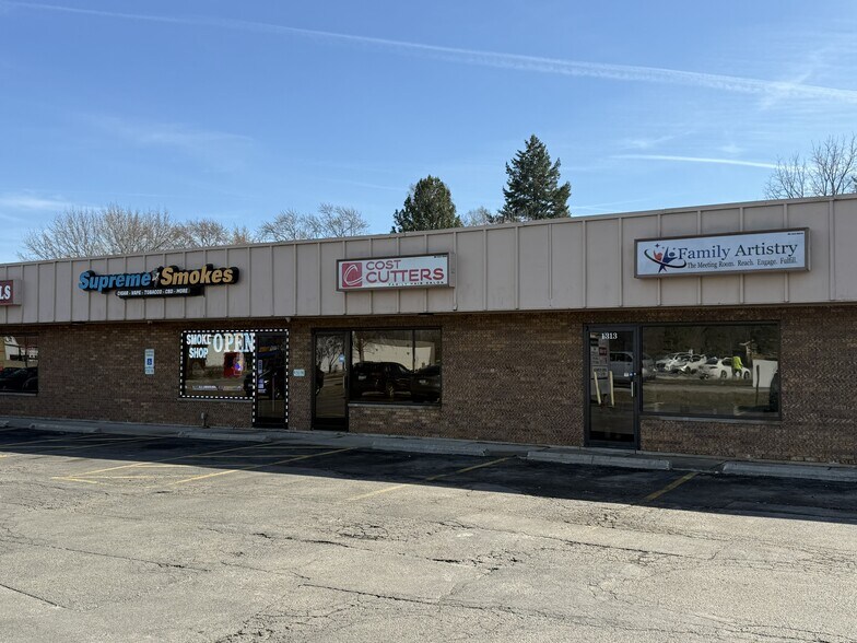 1301-1315 21st St, Zion, IL à louer - Photo de l’immeuble – Image 1 sur 10