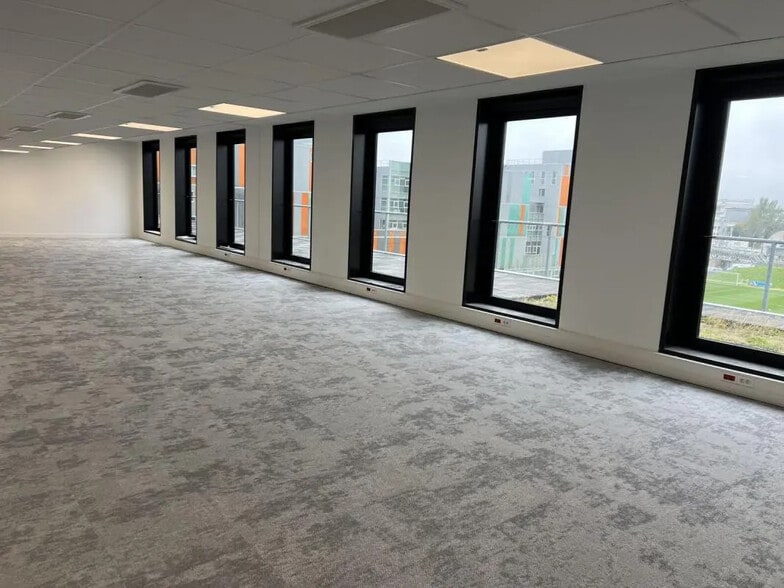 Bureau dans Nantes à louer - Photo de l’immeuble – Image 1 sur 12