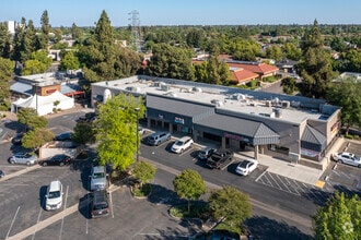1055 E Herndon Ave, Fresno, CA - VUE AÉRIENNE  vue de carte
