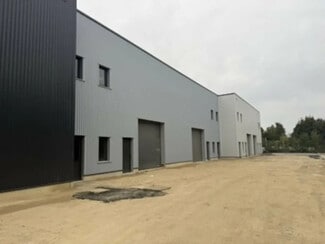 Plus de détails pour Local d'activités à louer