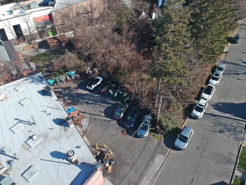 484 Hempstead Ave, West Hempstead, NY à louer - Photo de l’immeuble – Image 3 sur 5