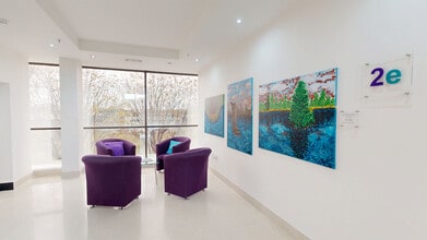 6 Darby Clos, Swindon à louer Numérisation 3D Matterport– Image 1 sur 5