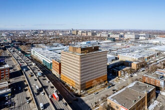 255 Boul Crémazie E, Montréal, QC - Vue aérienne  vue de carte