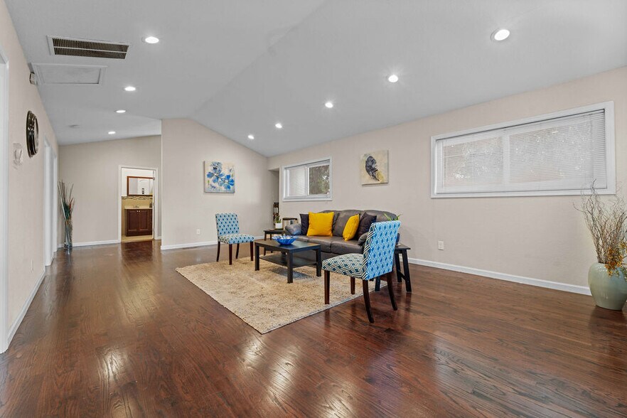 250 Meridian Ave, San Jose, CA à vendre - Photo de l’immeuble – Image 3 sur 17
