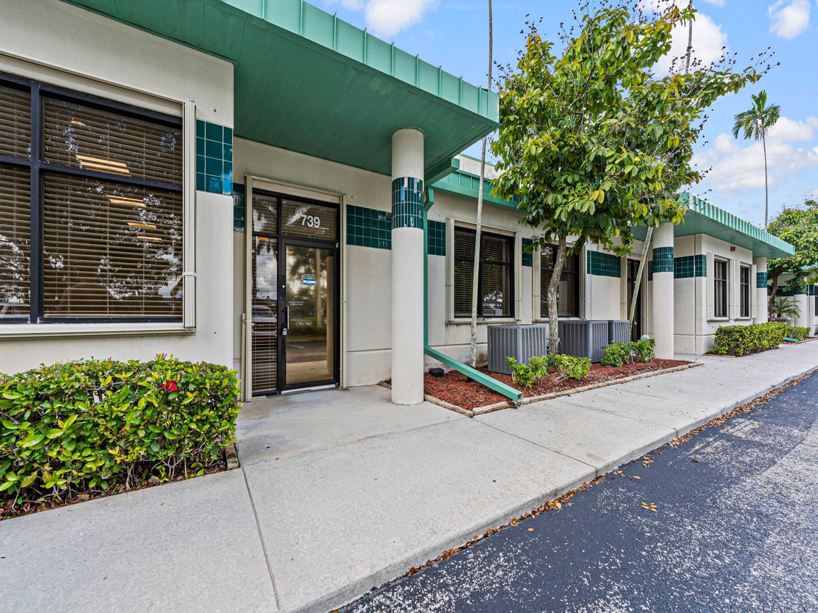 739 Shotgun Rd, Sunrise, FL à louer Photo intérieure– Image 1 sur 12