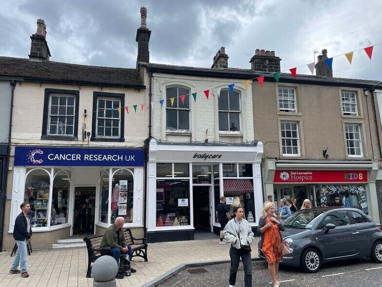 14 Castle St, Clitheroe à louer - Photo de l’immeuble – Image 3 sur 4