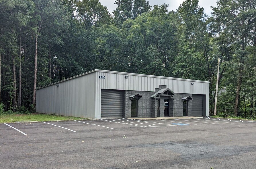 450 Pike Park Dr, Lawrenceville, GA à louer - Photo de l’immeuble – Image 1 sur 2