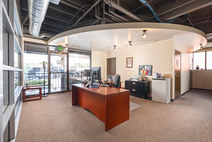 4141 State St, Santa Barbara, CA à louer - Photo intérieure – Image 3 sur 9
