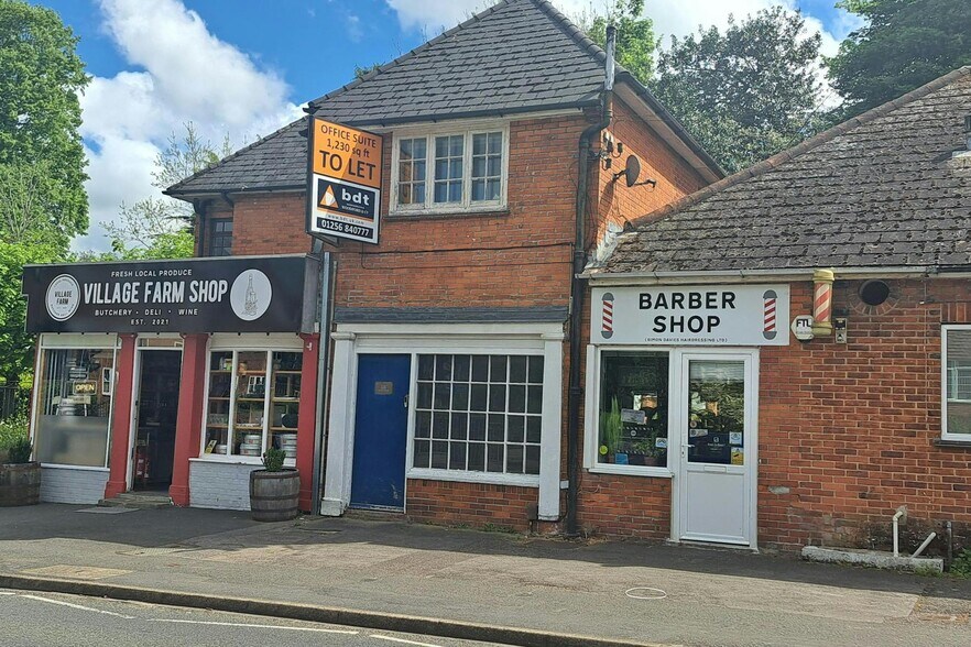 42-42B Hackwood Rd, Basingstoke à louer - Photo de l’immeuble – Image 1 sur 1