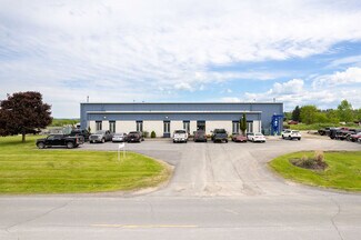 Plus de détails pour 22620 Fisher Rd, Watertown, NY - Local d’activités à vendre