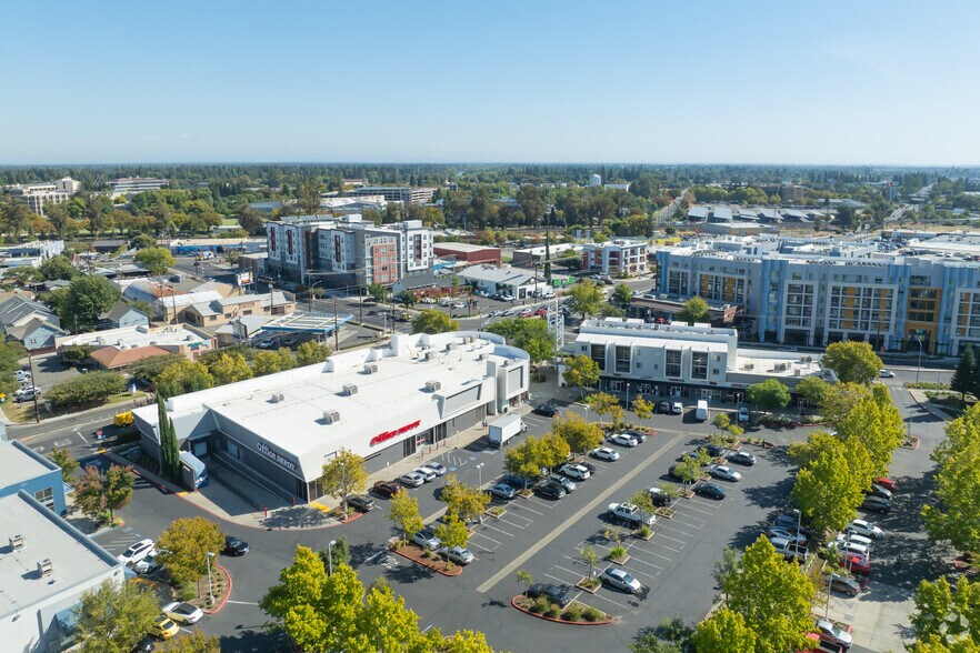 1420 65th St, Sacramento, CA à louer - Aérien – Image 2 sur 4