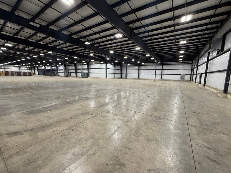 1000 N Morton St, Portland, IN à vendre - Photo intérieure – Image 3 sur 8