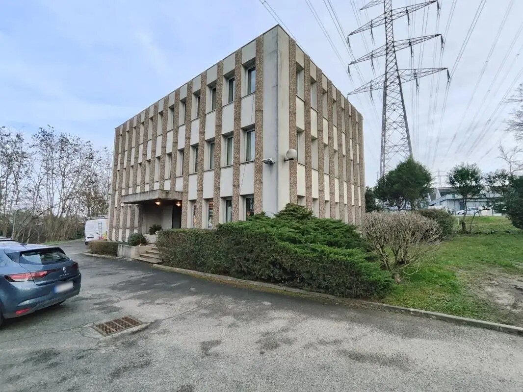 4 Rue Maryse Bastié, Igny à louer Photo principale– Image 1 sur 9