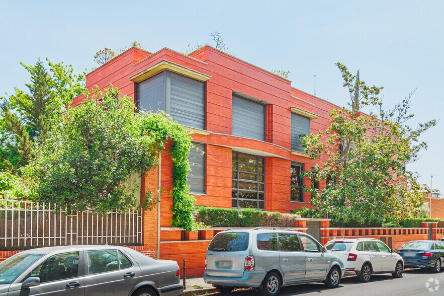 Bureau dans Madrid, Madrid à vendre - Photo de l’immeuble – Image 2 sur 19