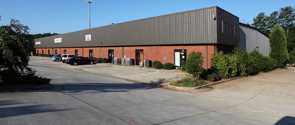 205-211 Mcdonough Pky, McDonough, GA à louer - Photo de l’immeuble – Image 3 sur 12