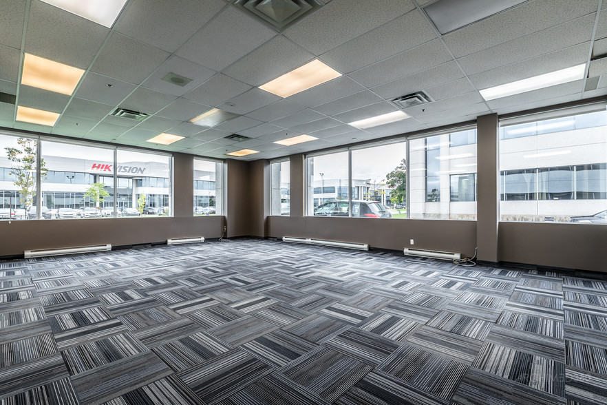 4837-4847 Rue Lévy, Saint-Laurent, QC à louer - Photo intérieure – Image 3 sur 12