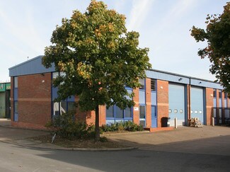 Plus de détails pour Jarman Way, Royston - Local d'activités à louer