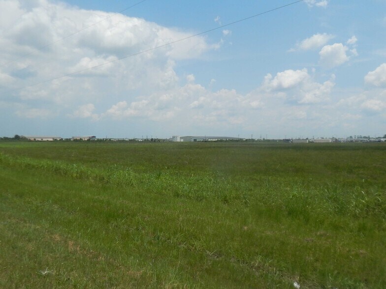 Frontage Rd, Lacassine, LA à vendre - Photo de l’immeuble – Image 2 sur 7
