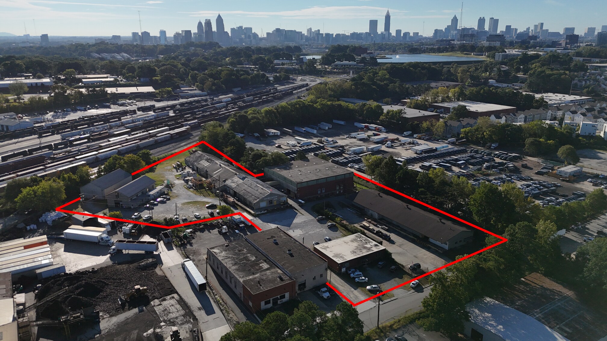 1575-1593 Huber Street, Atlanta, GA à louer Photo principale– Image 1 sur 2