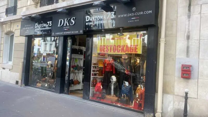 Local commercial dans Paris à louer - Photo de l’immeuble – Image 1 sur 10