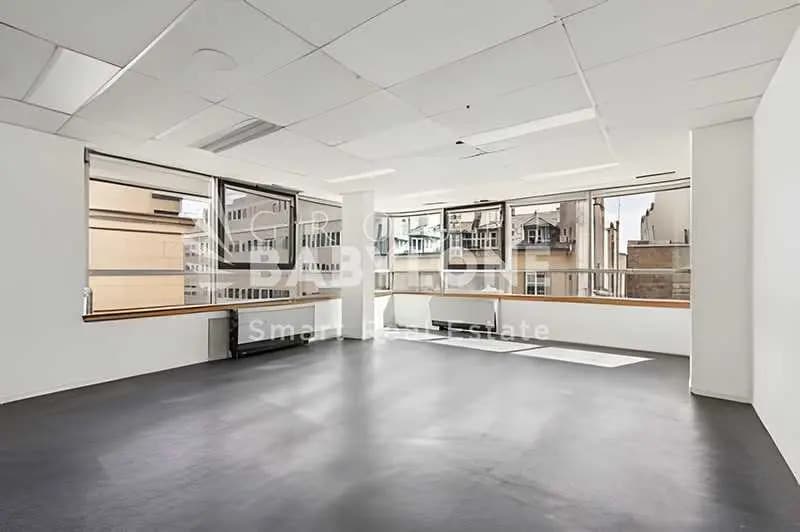 Bureau dans Paris à vendre Photo intérieure– Image 1 sur 15