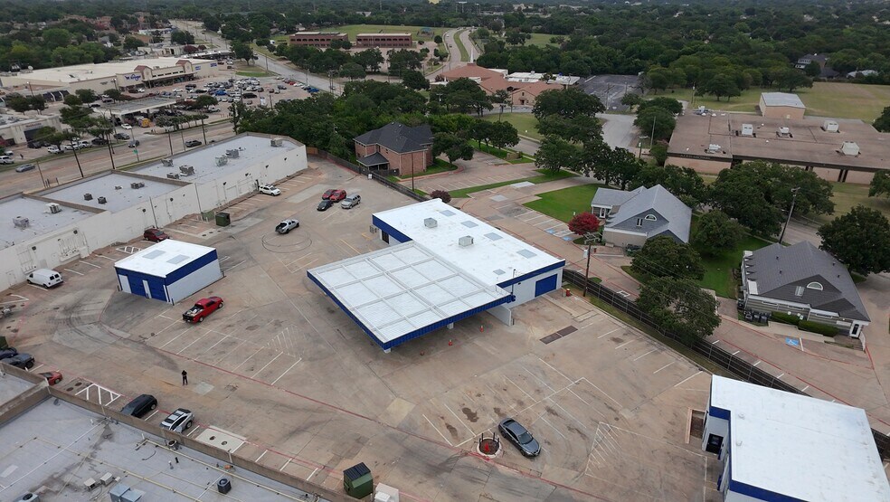 5780 W Pleasant Ridge Rd, Arlington, TX à louer - Photo de l’immeuble – Image 2 sur 53