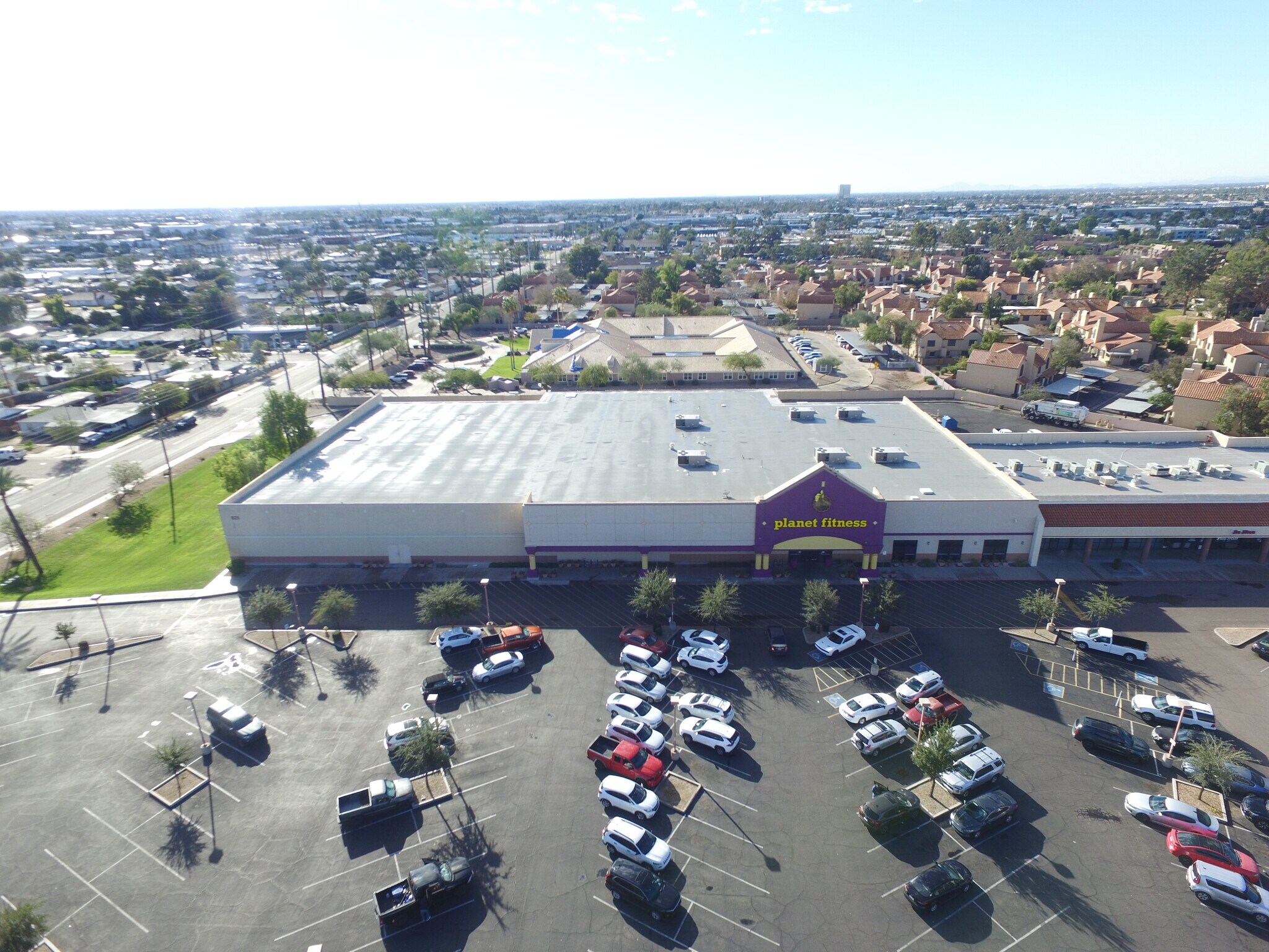 825 W University Dr, Mesa, AZ à vendre Aérien– Image 1 sur 7