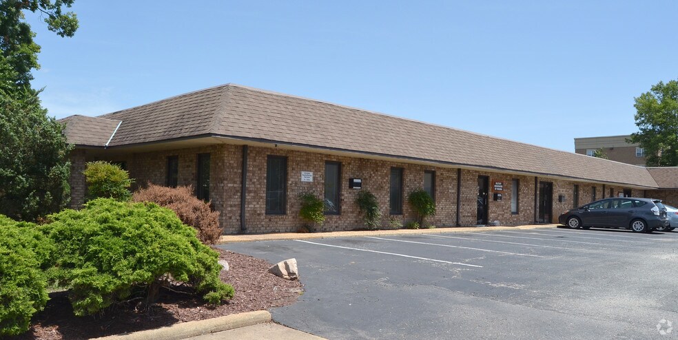 728 Blue Crab Rd, Newport News, VA à louer - Photo de l’immeuble – Image 3 sur 3