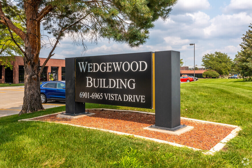 6901-6965 Vista Dr, West Des Moines, IA à louer - Photo de l’immeuble – Image 3 sur 6