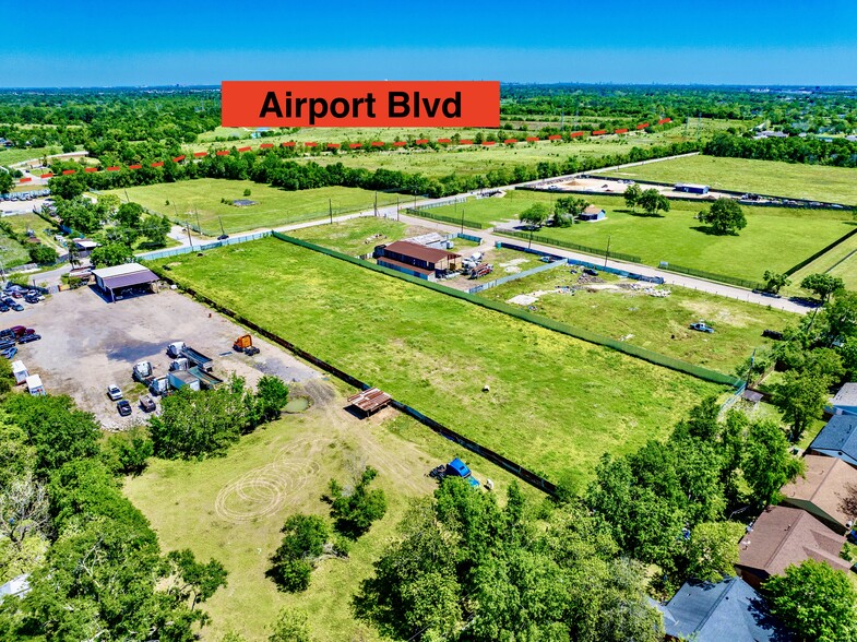 5620 Acres dr, Houston, TX à louer - Photo de l’immeuble – Image 2 sur 8