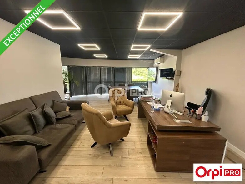 Bureau dans Loriol-sur-Drôme à vendre - Photo intérieure – Image 2 sur 4