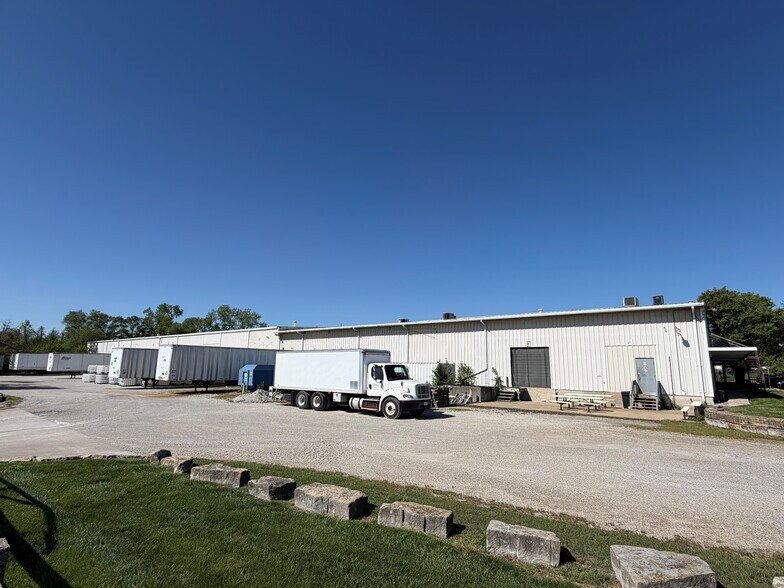 3330 S Outer Rd E, Grain Valley, MO à vendre - Photo de l’immeuble – Image 3 sur 7