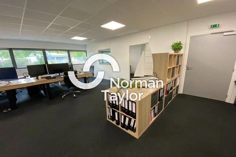 Bureau dans Montpellier à louer - Photo de l’immeuble – Image 2 sur 12