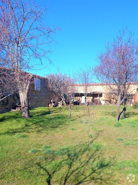 Terrain dans Segovia, Segovia à vendre - Photo de l’immeuble – Image 2 sur 8