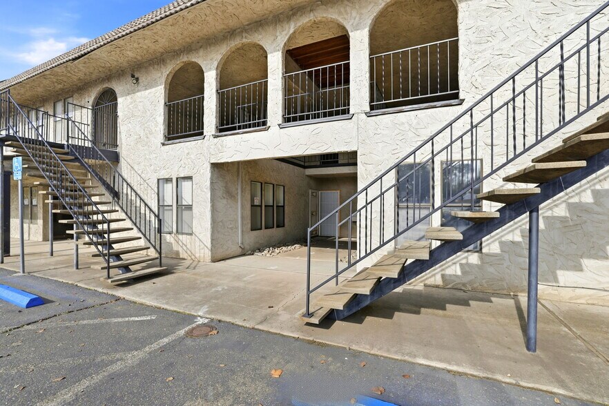 825 9th St, Marysville, CA à vendre - Photo de l’immeuble – Image 3 sur 28