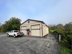 45 E Bacon St, Pottsville, PA à louer Photo intérieure– Image 2 sur 18