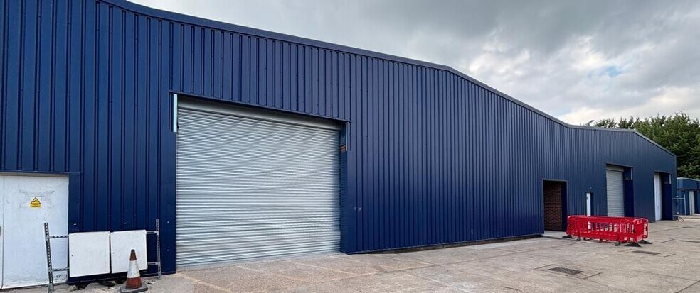 Limberline Spur, Portsmouth à louer - Photo de l’immeuble – Image 1 sur 2