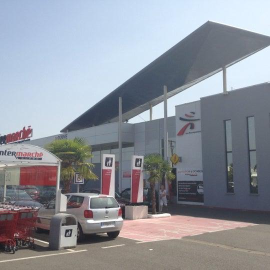 Local commercial dans Hagetmau à louer - Photo de l’immeuble – Image 1 sur 2