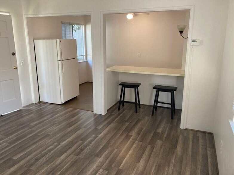 1220 Sixth Ave, Belmont, CA à vendre - Photo de l’immeuble – Image 3 sur 6