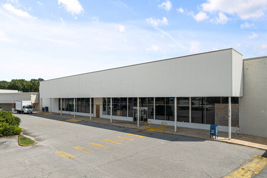 4001-4005 Government Blvd, Mobile, AL à vendre - Photo de l’immeuble – Image 1 sur 7