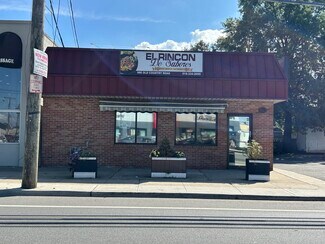 Plus de détails pour 980 Old Country Rd, Westbury, NY - Local commercial à vendre