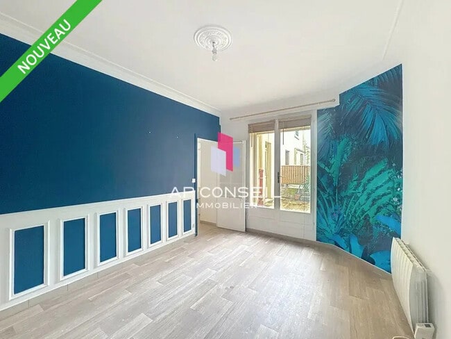 Plus de détails pour Bureau à vendre