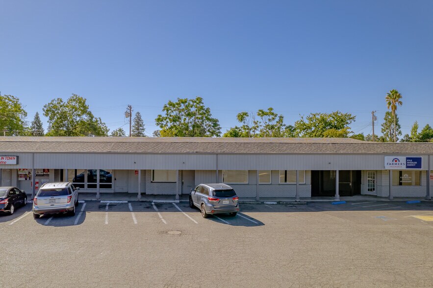 9224-9272 Greenback Ln, Orangevale, CA à louer - Photo de l’immeuble – Image 3 sur 4