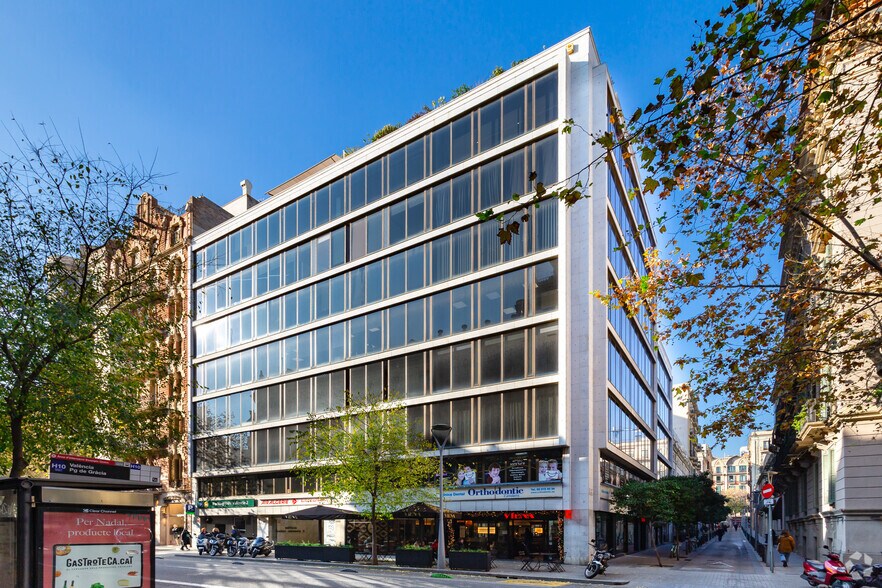 Carrer de València, 243, Barcelone, Barcelona à louer - Photo principale – Image 1 sur 6