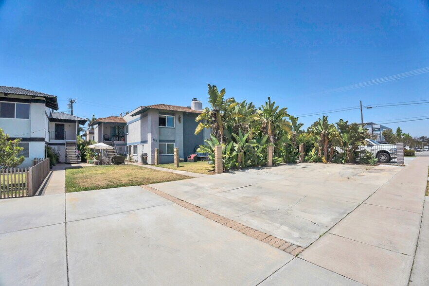 203 Ogle St, Costa Mesa, CA à vendre - Photo de l’immeuble – Image 3 sur 10