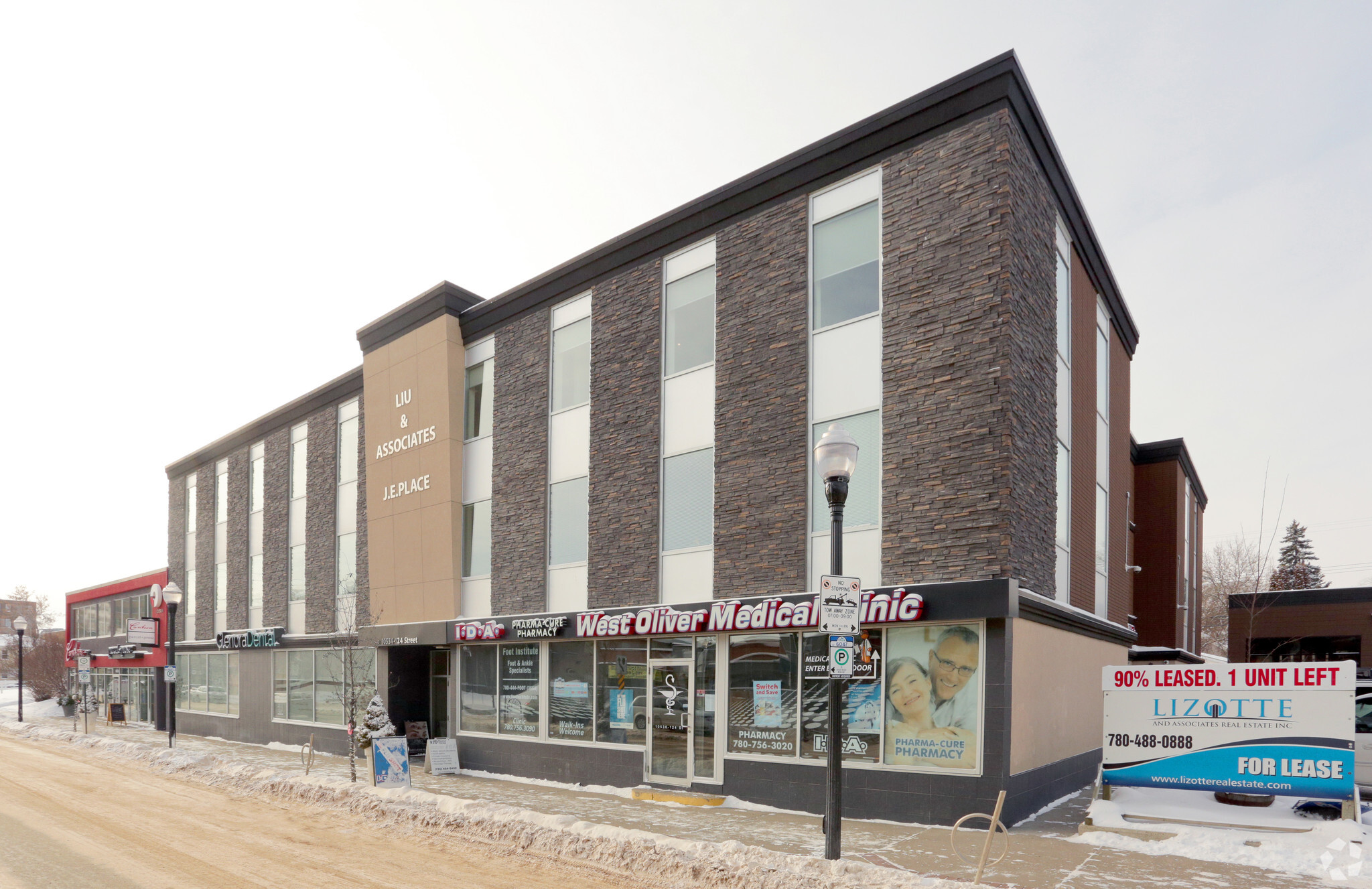 10528-10538 124th St NW, Edmonton, AB à louer Photo principale– Image 1 sur 9