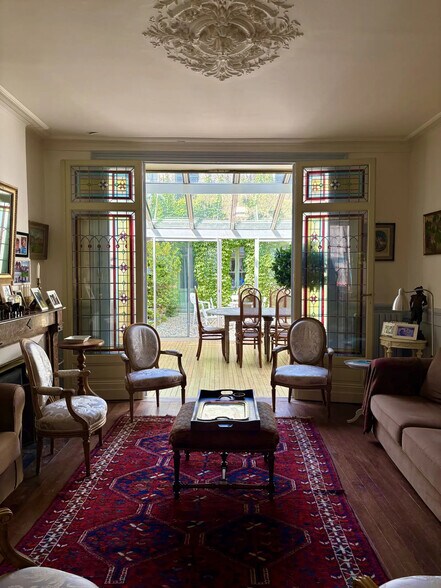 Bureau dans Bordeaux à vendre - Photo de l’immeuble – Image 1 sur 16