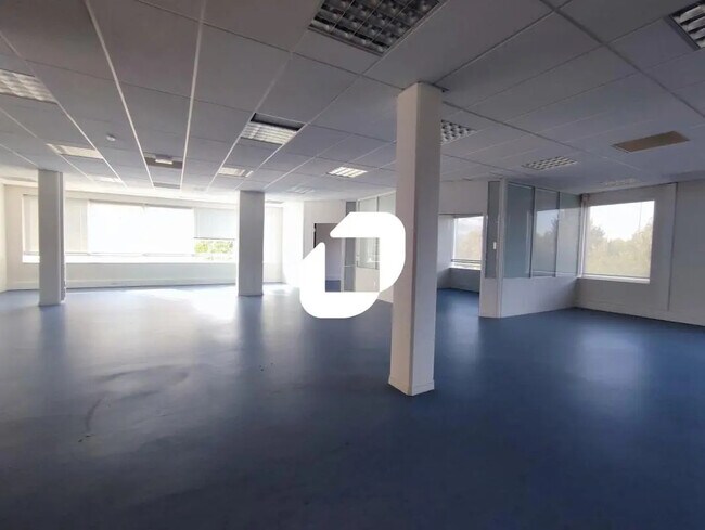 Plus de détails pour Bureau à louer