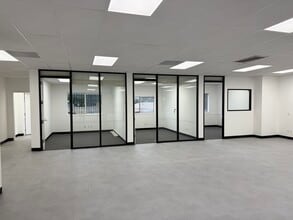 11291-11295 Washington Blvd, Culver City, CA à louer Photo intérieure– Image 1 sur 5